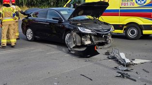 Wypadek w Gorzowie. Chrysler zderzył się z nissanem