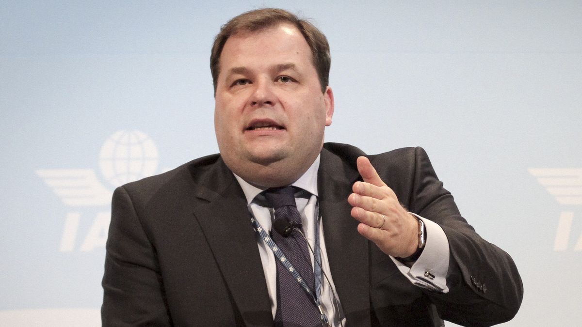 Na zdjęciu Sebastian Mikosz, od marca prezes Poczty Polskiej