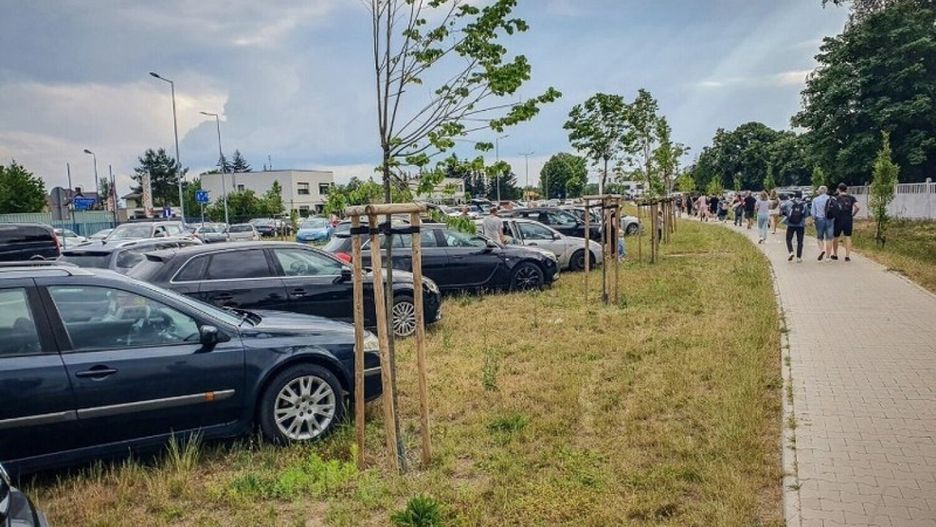 Parkingi na Antidotum Airshow 2025