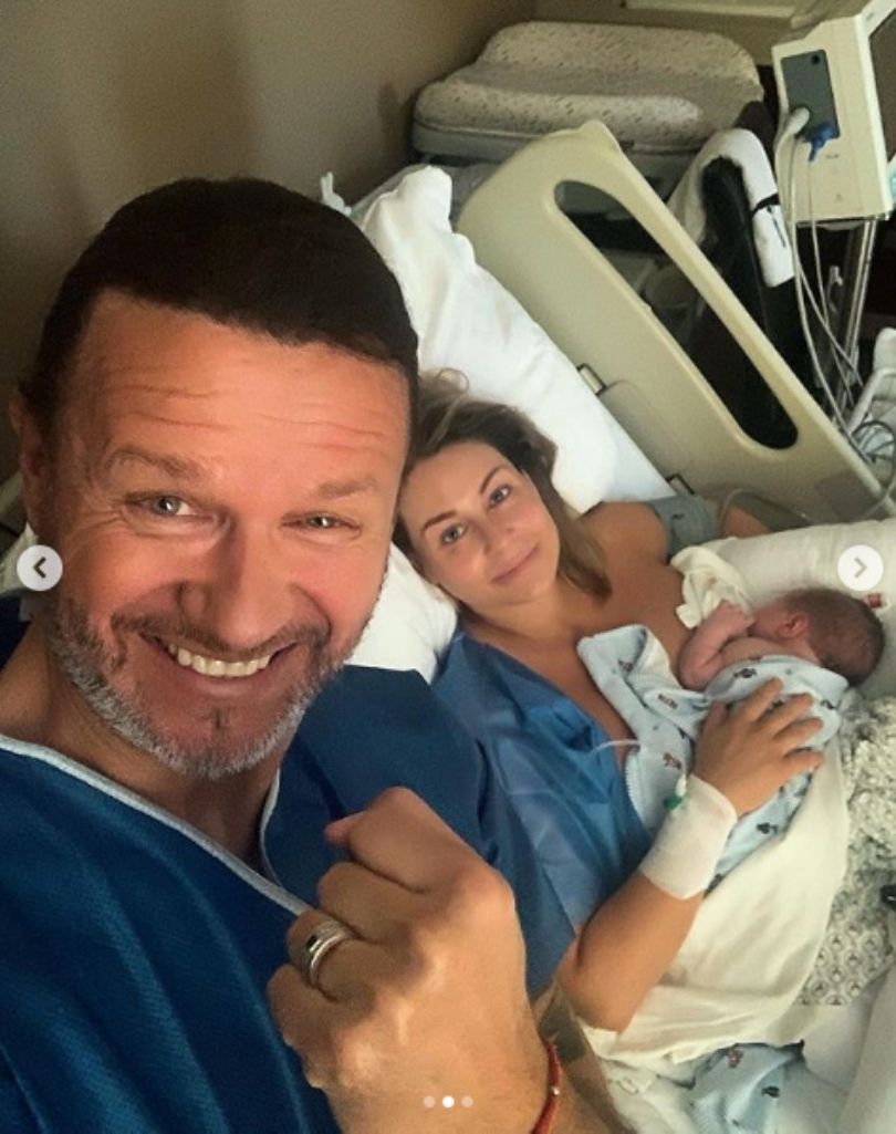 Małgorzata Rozenek i Radosław Majdan z synkiem Henrykiem