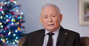 Kaczyński składa życzenia Polakom. Uwagę na nagraniu przykuwa jedna rzecz