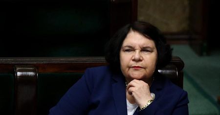 Posłanka PiS pyta MEN o cięcia etatów nauczycieli. Powołuje się na dane "totalnej opozycji"