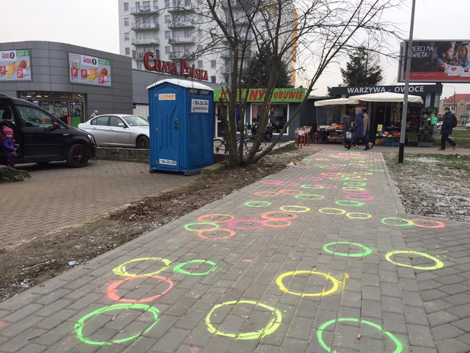 Kolorowe kręgi w Poznaniu
