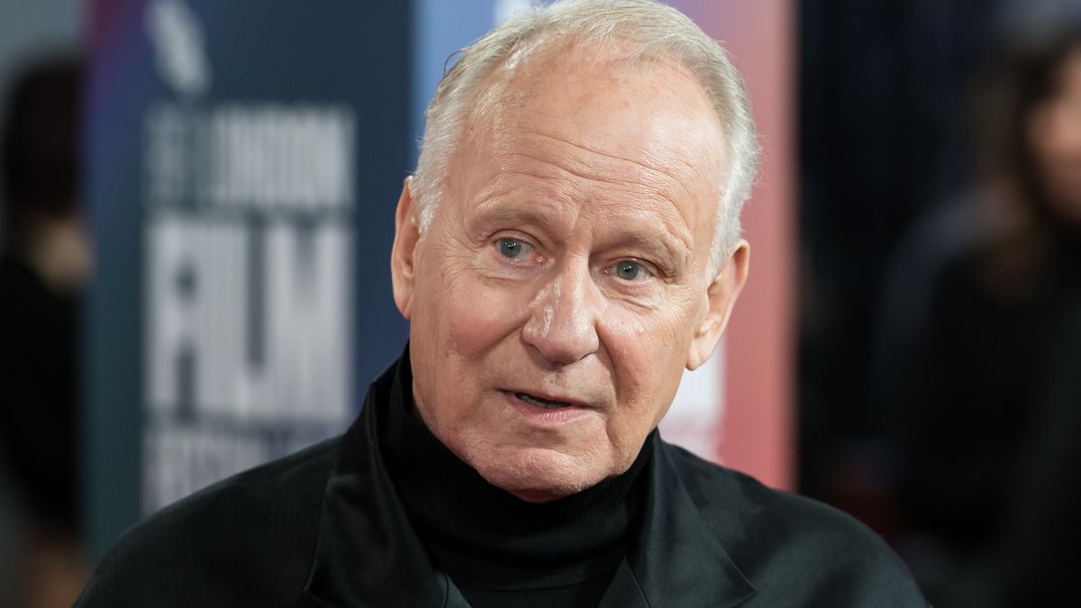 Stellan Skarsgard