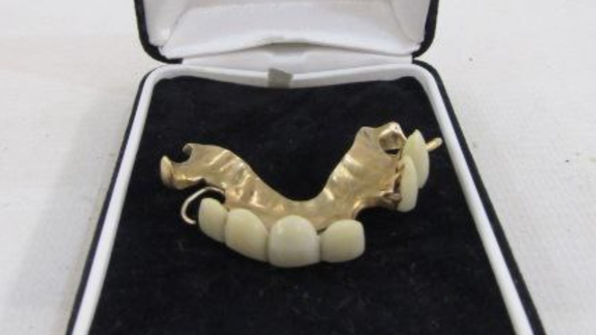 Sztuczne zęby Winstona Churchilla trafiły na aukcję.