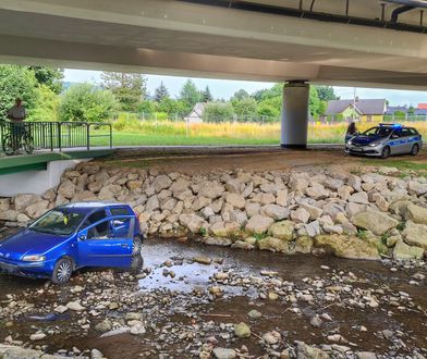 Śląskie. W Wilkowicach pościg jak z najlepszych filmów drogi. Finał w rzece