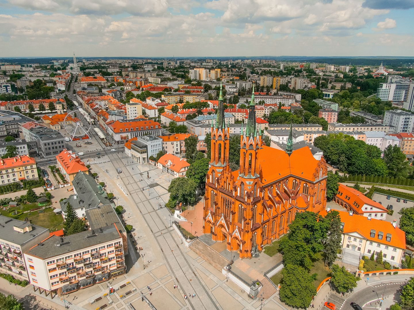 Pogoda w Białymstoku. Prognoza na czwartek, 15 maja 2025. Wiosennie, z przelotnym deszczem i umiarkowaną temperaturą