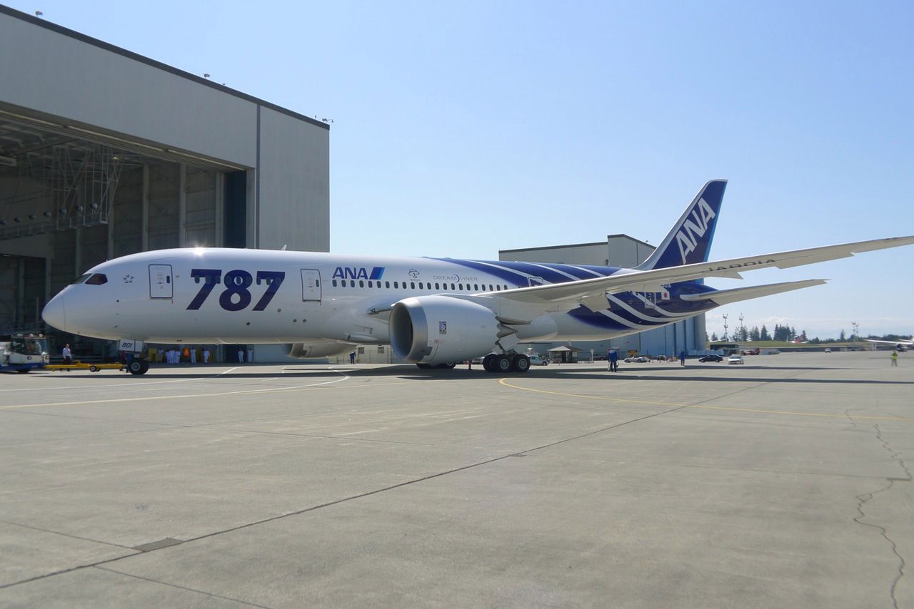 Dreamliner w wersji pasażerskiej gotowy! Pierwsze zdjęcia wnętrza rejsowego 787 4