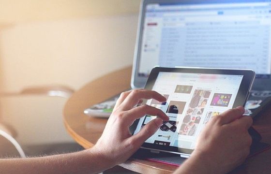 Instytut Łączności bada zjawisko multiscreeningu w ramach programu Telemetria Polska