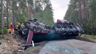 Tragiczny wypadek pod Człuchowem. Nie żyją dwie osoby, są ranni