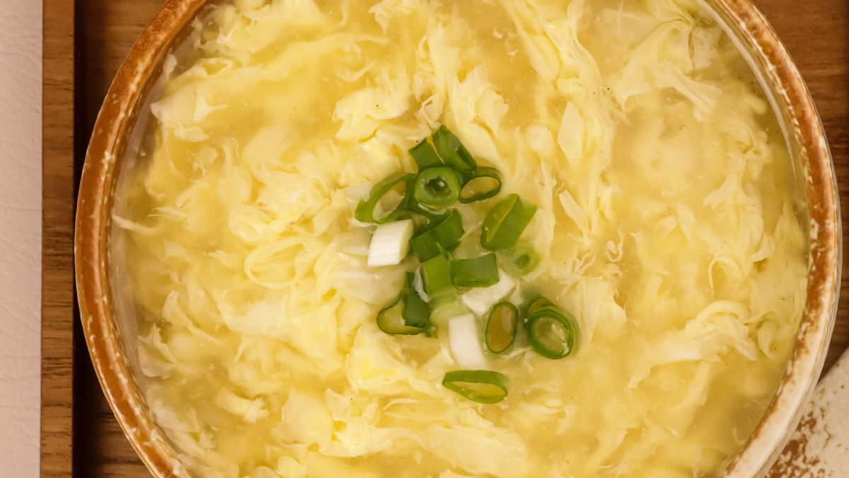 Zupa chińska jajeczna wzmocni organizm