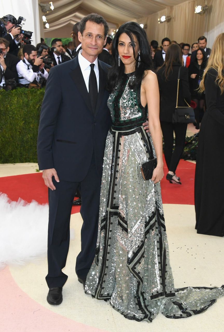 attends the "Manus x Machina: Fashion In An Age Of Technology" Costume Institute Gala at Metropolitan Museum of Art on May 2, 2016 in New York City. 