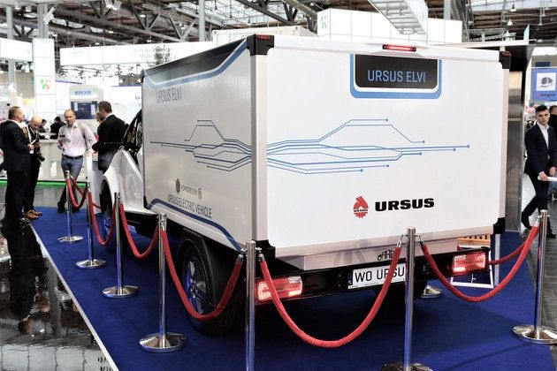 Ursus ELVI tył