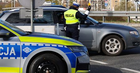Policja podsumowała niedzielę na drogach. Są najnowsze dane