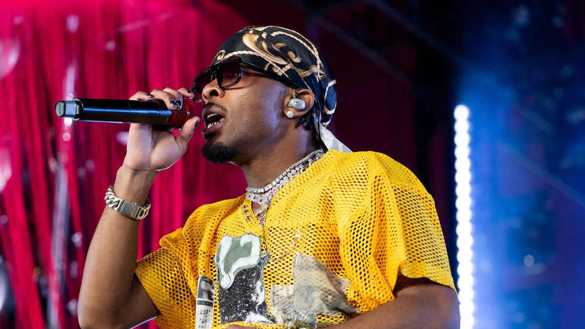 2025 Coachella Valley Music And Arts Festival - Weekend 2 - Day 1
INDIO, CALIFORNIA - APRIL 18: (FOR EDITORIAL USE ONLY) Singer D4vd performs onstage during Day 1 of Coachella Valley Music and Arts Festival on April 18, 2025 in Indio, California. (Photo by Scott Dudelson/Getty Images for Coachella)
Scott Dudelson