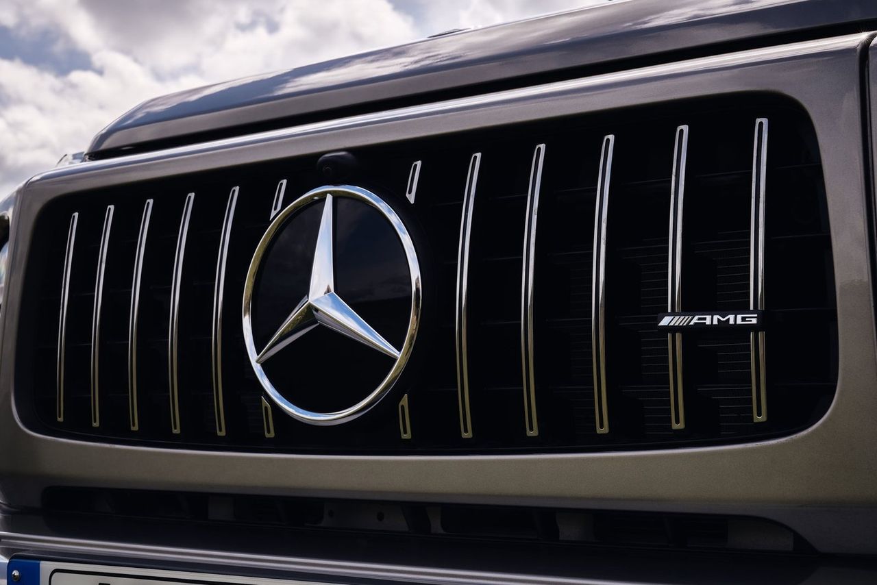 Mercedes-AMG G63 - cena bazowa w Polsce to 776 300 zł, ale po doposażeniu często przekracza symboliczny milion.