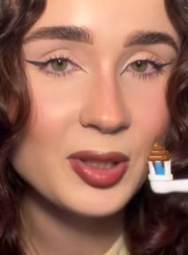 Influencerka przetestowała pastę do zębów "Wonka". "To wygląda jak czekolada"