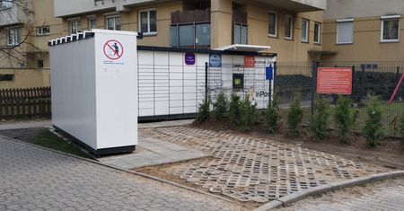 Ile można zarobić na paczkomacie? "Nie wystarczy na zatankowanie samochodu"