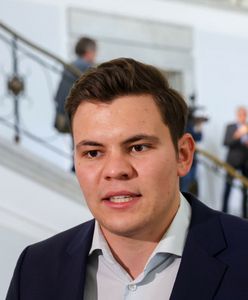 Koniec kariery najmłodszego posła? Został wykluczony z partii
