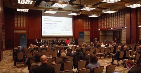 Gaz, ropa i OZE. ORLEN buduje energetykę przyszłości