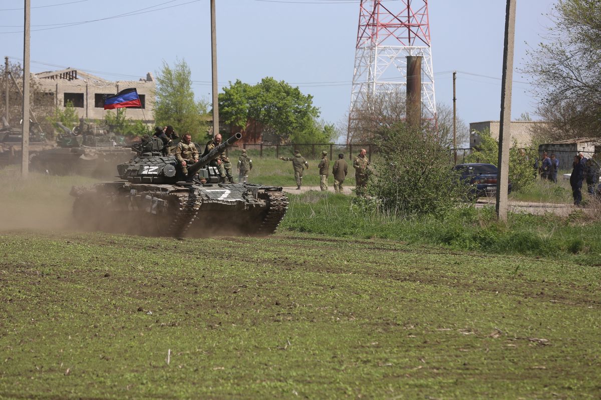 Na zdjęciu: wojska samozwańczej tzw. Donieckiej Republiki Ludowej w okolicach Mariupola 