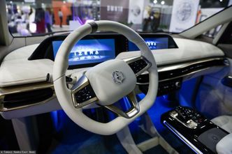 Ważą się losy miliardów na polskie auto elektryczne Izera. "To była iluzja"