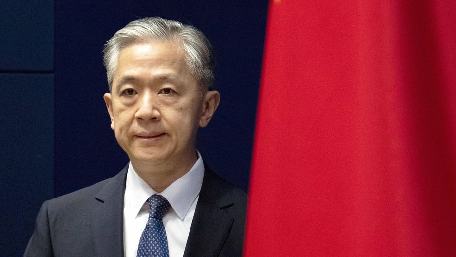 Chiński minister Wang Wenbin