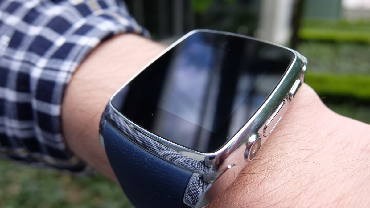 Test taniego smartwatcha z Biedronki 1