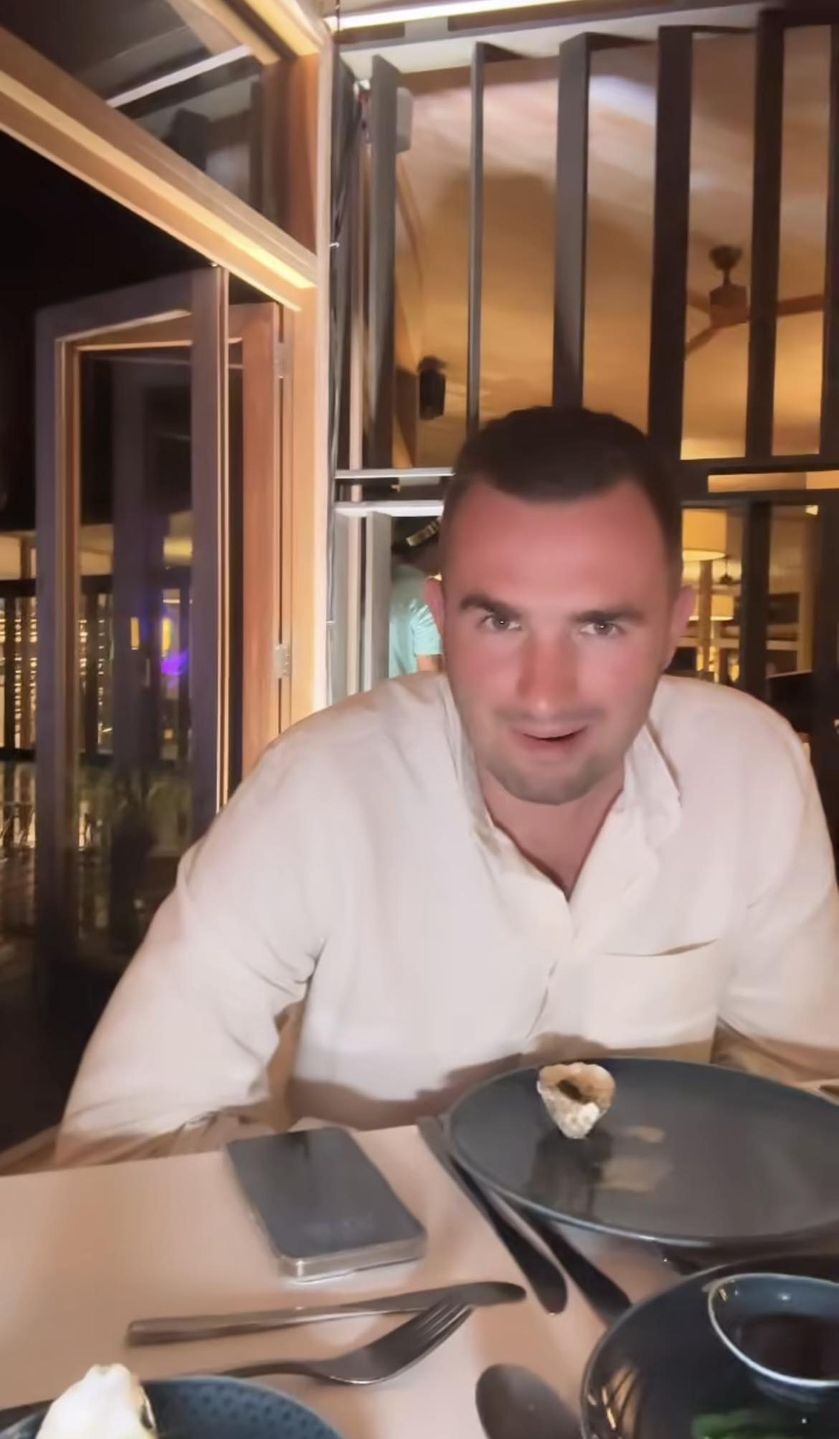 Klaudia Halejcio psioczą z narzeczonym Oskarem na małże