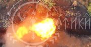 Na okopy Rosjan spada napalm. Nowość w ukraińskich dronach