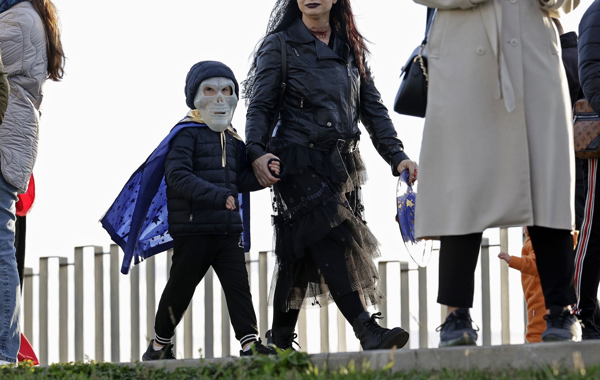 wiadomości,aktualności,WP Wiadomości Tragedia na jarmarku halloweenowym w USA. Runęło potężne drzewo