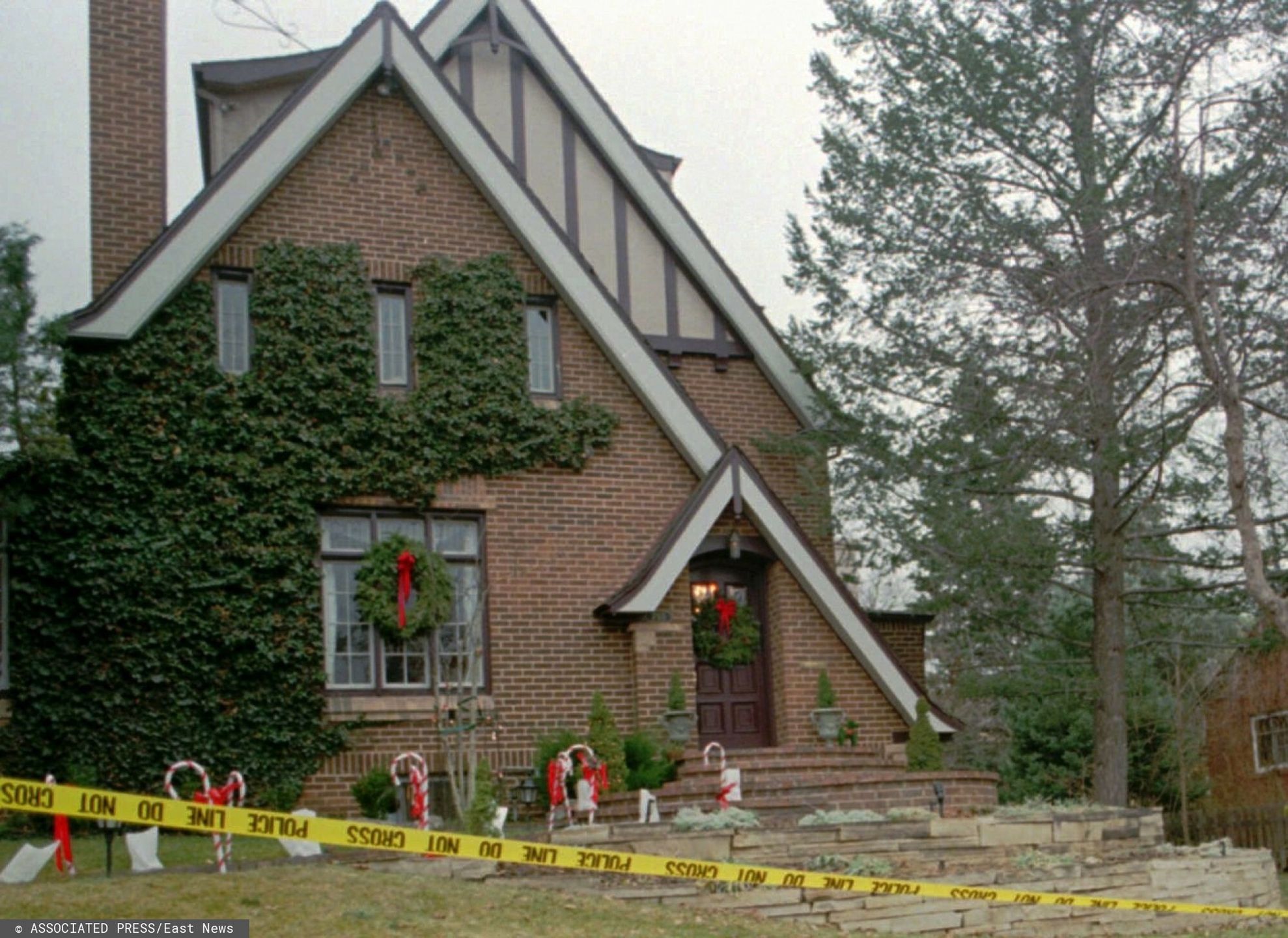 AP Historical Hard Drive 2008This is the home of John and Patricia Ramsey in Boulder, Colo., seen Jan. 3, 1997, as investigators sifted through evidence in the home in which the couple's 6-year-old daughter JonBenet Ramsey was found murdered on Dec. 26, 1996.  (AP Photo/David Zalubowski)David Zalubowski