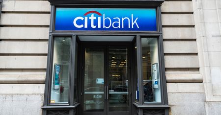 Wielki bank podjął decyzję i na dobre opuszcza Rosję. Podał termin