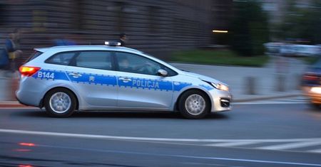 Pędził ulicami miasta. Policja była zaskoczona, gdy zobaczyła kierowcę