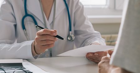 Koniec leczenia na NFZ. Te osoby zapłacą z własnej kieszeni