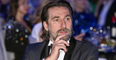 Zabrał na ściankę narzeczoną. Jest od niego o 18 lat młodsza