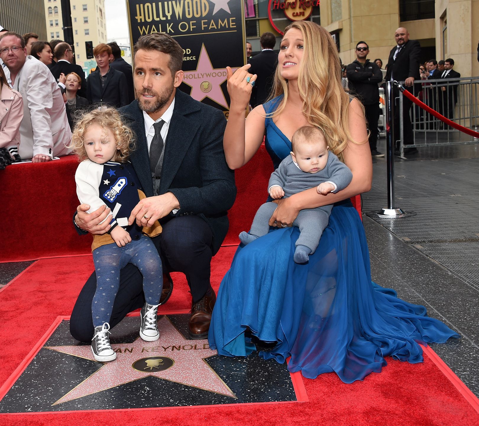 Blake Lively i Ryan Reynolds przepraszają, że wzięli ślub na plantacji
