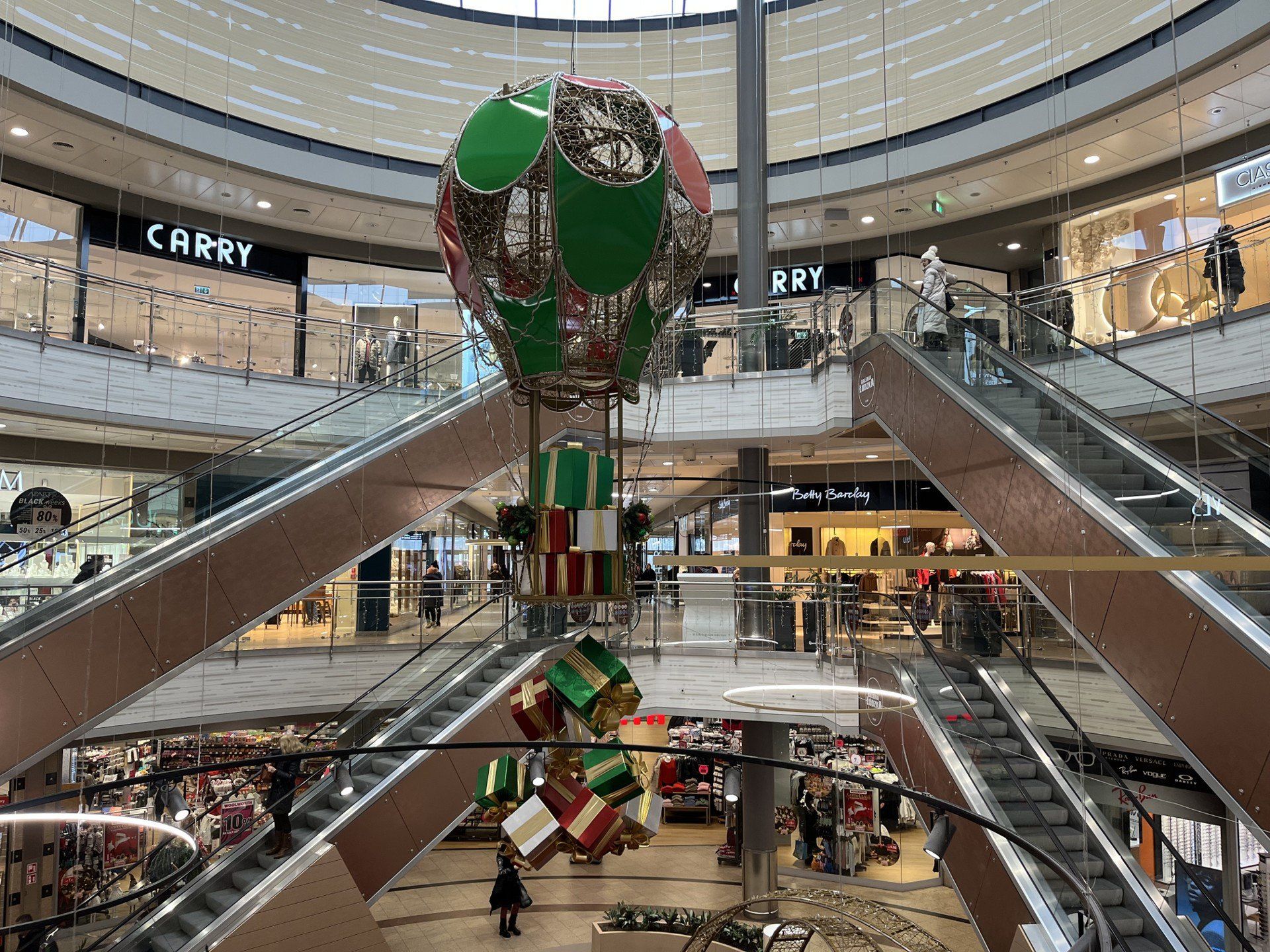 Galerie handlowe w Łodzi - przegląd wystroju