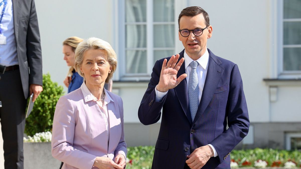 Ursula von der Leyen i Mateusz Morawiecki 