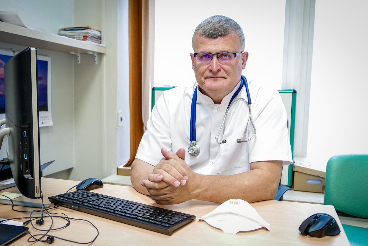 Koronawirus nie zniknie w przyszłym roku. Dr Grzesiowski ostrzega przed trzecią falą pandemii