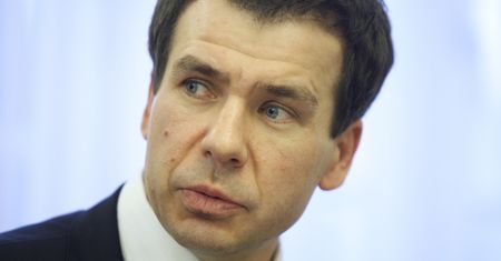 Ernest Bejda miał złamać prawo. Chodzi o "haki" na poprzedniego szefa CBA Pawła Wojtunika
