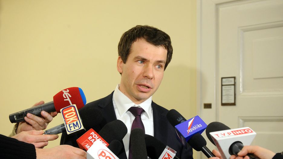Szef CBA Ernest Bejda miał milczeć o nieprawidłowościach w Biurze