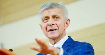 Wybory prezydenckie 2020. Marek Belka doradcą Roberta Biedronia