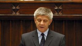 Premier Marek Belka wygłasza swoje expose w Sejmie