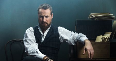 Kryminalny "Belle Epoque": Paweł Małaszyński, jakiego widzowie nie znają
