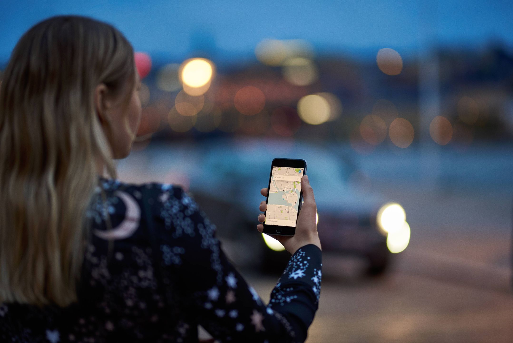 Uber radzi, jak bezpiecznie dotrzeć na sylwestrową imprezę 