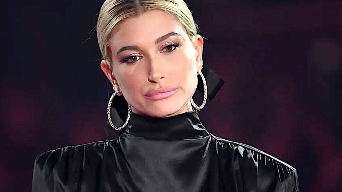 Hailey Bieber