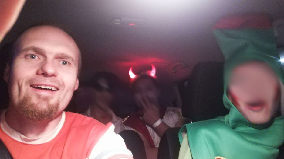Autor z pasażerami z Dalekiego Wschodu, podczas ich narodowego święta