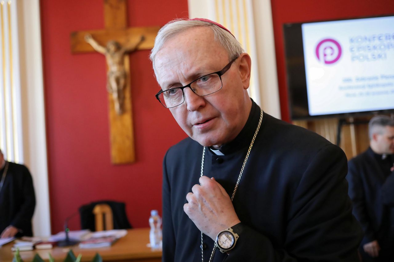 Bp Libera zamknie się w klasztorze. Papież Franciszek wybrał zastępcę