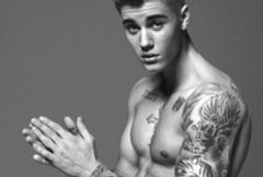 Retuszowe wpadki roku: modelka bez nogi, Justin Bieber XXL i wybielona Kerry Washington